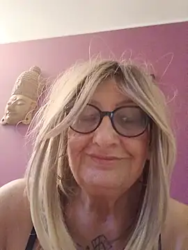 Snapshot of Giava57 chatting on July 5, 1:40 pm Giava57 online show from July 5, 1:40 pm