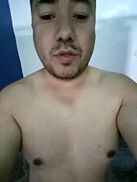 Snapshot of lobo_caliente37 chatting on April 12, 2:22 pm lobo caliente37 online show from April 12, 2:22 pm