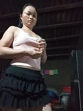 Tieuvy122 online show from May 26, 9:55 pm