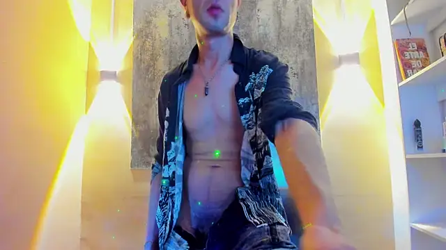 PODEROSO SAMAEL online show from April 9, 3:28 am