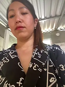 Huonglyna online show from April 10, 2:06 am