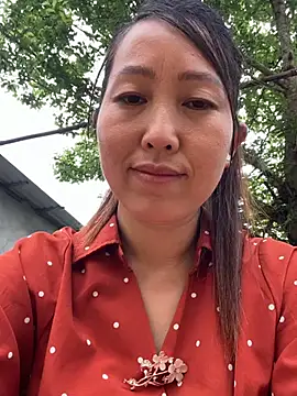 Huonglyna online show from April 21, 2:15 am