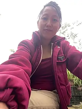 Huonglyna online show from April 29, 1:43 am