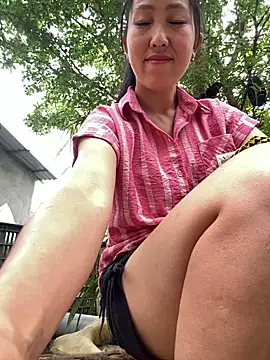 Huonglyna online show from May 21, 3:35 am