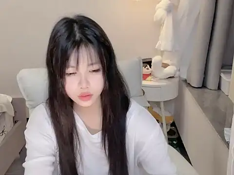 chenchen373 online show from April 10, 10:20 am