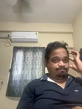 Snapshot of Amit_sa chatting on May 15, 4:30 am Amit sa online show from May 15, 4:30 am