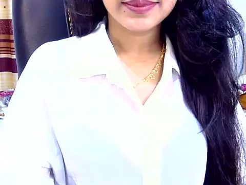 Snapshot of Noor_Zarin chatting on May 26, 6:42 am Noor Zarin online show from May 26, 6:42 am