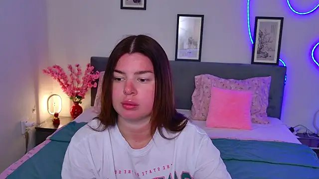 moneyforPeaches online show from June 21, 4:09 pm
