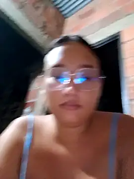 Snapshot of naughty_girl_hot_ chatting on April 5, 4:53 am naughty girl hot online show from April 5, 4:53 am