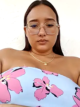 Snapshot of naughty_girl_hot_ chatting on April 21, 2:45 pm naughty girl hot online show from April 21, 2:45 pm