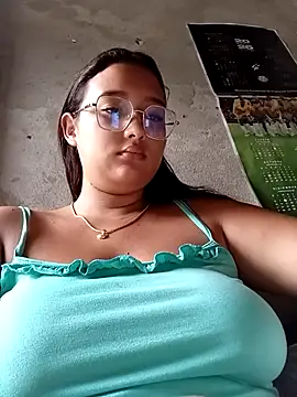 Snapshot of naughty_girl_hot_ chatting on April 22, 12:07 pm naughty girl hot online show from April 22, 12:07 pm