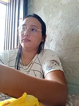 Snapshot of naughty_girl_hot_ chatting on May 5, 2:47 pm naughty girl hot online show from May 5, 2:47 pm