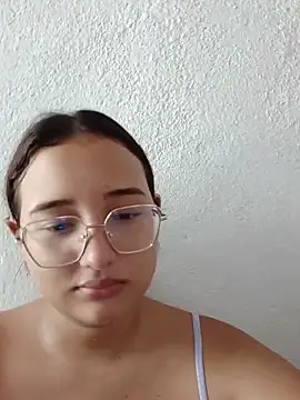 Snapshot of naughty_girl_hot_ chatting on May 24, 3:50 pm naughty girl hot online show from May 24, 3:50 pm