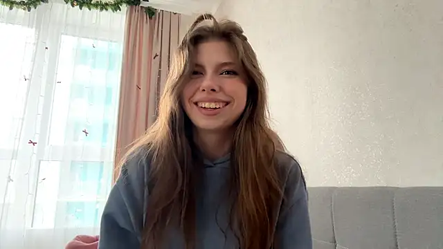 Snapshot of EvePerrigan chatting on April 6, 1:23 pm EvePerrigan online show from April 6, 1:23 pm