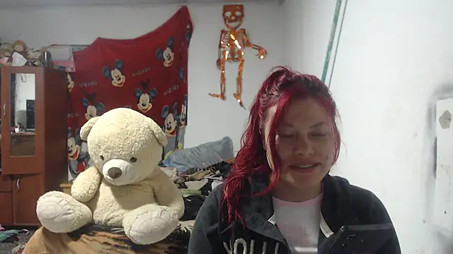 Snapshot of amber_squirtsx chatting on August 4, 12:47 am amber squirtsx online show from August 4, 12:47 am