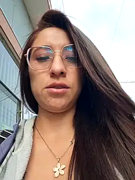Snapshot of VALERY-94 chatting on June 23, 12:03 pm VALERY-94 online show from June 23, 12:03 pm