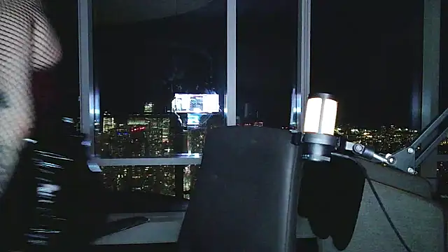 Snapshot of obeycarrienoona chatting on May 27, 2:30 am obeycarrienoona online show from May 27, 2:30 am