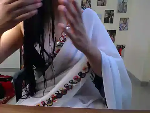 Snapshot of Kinky_babyy chatting on June 5, 6:52 am Kinky babyy online show from June 5, 6:52 am