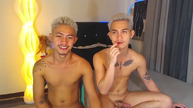 Snapshot of Xasianhotguy chatting on May 27, 10:51 pm Xasianhotguy online show from May 27, 10:51 pm