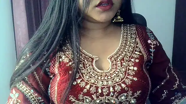 Snapshot of Rani_015 chatting on May 31, 2:24 pm Rani 015 online show from May 31, 2:24 pm