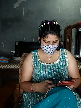 Snapshot of Riyashrma001 chatting on May 31, 7:15 pm Riyashrma001 online show from May 31, 7:15 pm