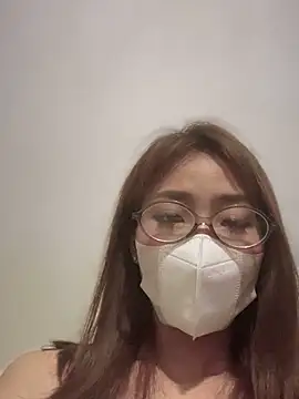 Snapshot of vitvitne chatting on April 3, 6:17 pm vitvitne online show from April 3, 6:17 pm