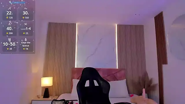 Snapshot of clairemillerx chatting on June 9, 7:47 pm clairemillerx online show from June 9, 7:47 pm