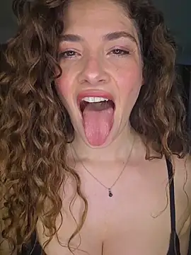 Snapshot of CelineBoyer_ chatting on June 15, 10:12 pm CelineBoyer online show from June 15, 10:12 pm