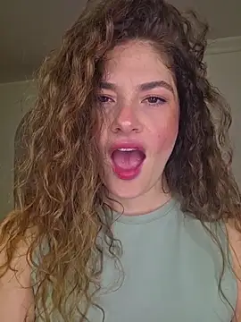 Snapshot of CelineBoyer_ chatting on July 19, 11:30 pm CelineBoyer online show from July 19, 11:30 pm