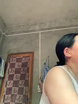 Snapshot of candy-beo chatting on May 15, 11:23 pm candy-beo online show from May 15, 11:23 pm