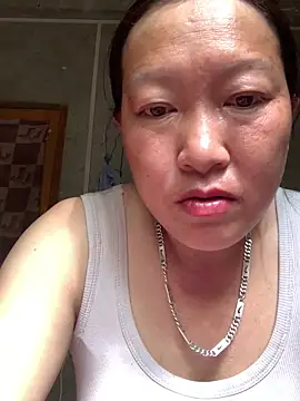 Snapshot of candy-beo chatting on May 16, 12:07 am candy-beo online show from May 16, 12:07 am
