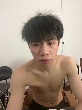 Snapshot of wxh8866 chatting on April 8, 4:56 am wxh8866 online show from April 8, 4:56 am