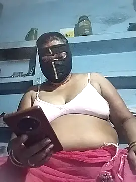 Snapshot of Desi_hot_bhabhi01 chatting on April 29, 4:22 pm Desi hot bhabhi01 online show from April 29, 4:22 pm
