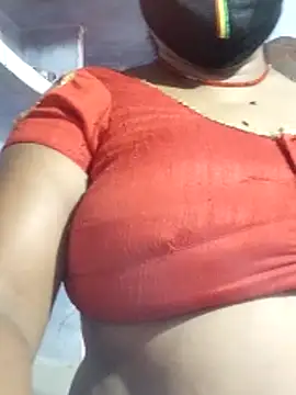 Snapshot of Desi_hot_bhabhi01 chatting on May 23, 7:24 am Desi hot bhabhi01 online show from May 23, 7:24 am