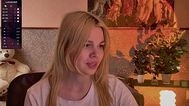 Snapshot of ScarletMarnei chatting on May 25, 3:29 pm ScarletMarnei online show from May 25, 3:29 pm