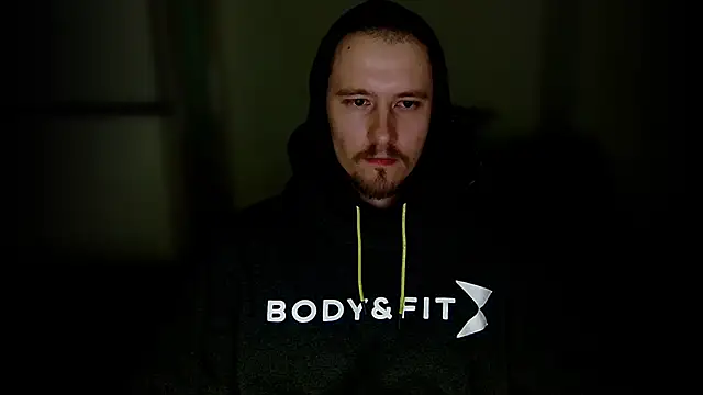 Snapshot of dannyxxlmm chatting on April 5, 8:06 pm dannyxxlmm online show from April 5, 8:06 pm