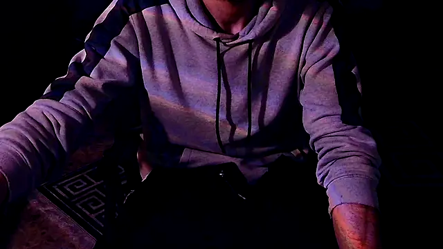 JuicyOnee online show from April 5, 3:04 am