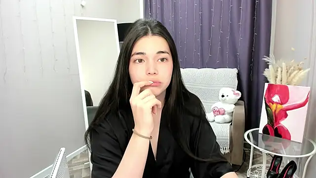 Arianna Grandi online show from May 9, 8:03 pm