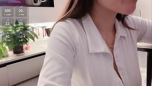Snapshot of tingting-youu chatting on June 29, 1:55 pm tingting-youu online show from June 29, 1:55 pm