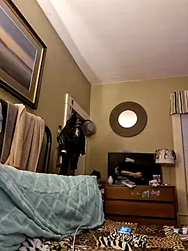 Snapshot of Mijaaaa12121 chatting on April 7, 3:18 am Mijaaaa12121 online show from April 7, 3:18 am