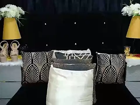 tswildboobsxx online show from December 18, 5:15 am