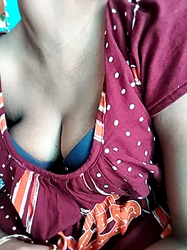 Snapshot of Kritika-sexy chatting on June 12, 2:32 am Kritika-sexy online show from June 12, 2:32 am
