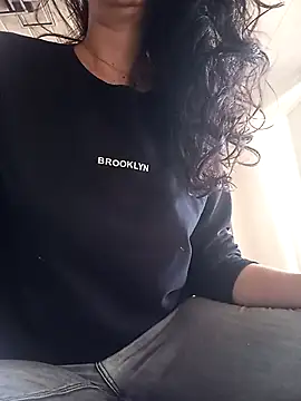 dua-lippa online show from April 7, 6:25 am