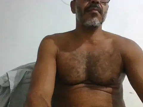 Snapshot of paizao1977brazil chatting on April 14, 9:21 pm paizao1977brazil online show from April 14, 9:21 pm