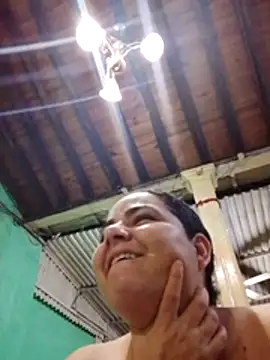 Snapshot of Golositadeamor chatting on April 29, 5:00 am Golositadeamor online show from April 29, 5:00 am