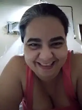 Snapshot of Golositadeamor chatting on July 2, 12:10 am Golositadeamor online show from July 2, 12:10 am
