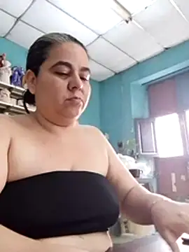 Snapshot of Golositadeamor chatting on July 16, 4:46 pm Golositadeamor online show from July 16, 4:46 pm