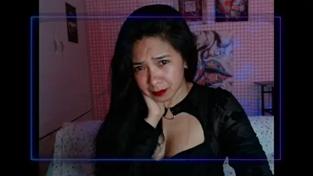 Snapshot of Sexy_Love_88 chatting on April 12, 7:13 am Sexy Love 88 online show from April 12, 7:13 am