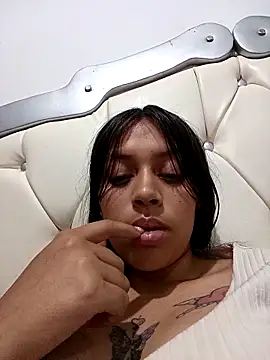 mara-ross online show from April 7, 4:02 am