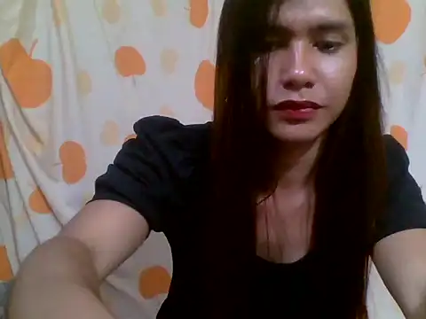 Snapshot of luna_veille chatting on May 8, 4:07 am luna veille online show from May 8, 4:07 am